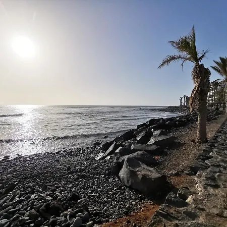 Home2book Beachfront Design&views Cristianos דירה