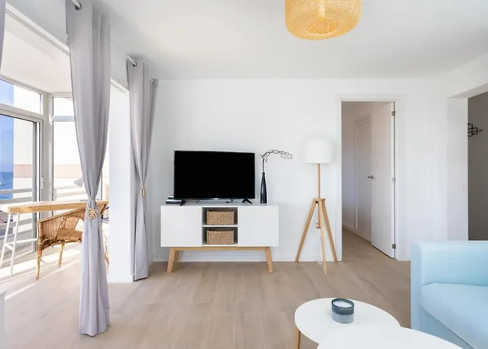 Home2book Beachfront Design&views Cristianos Lägenhet