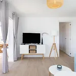 Home2book Beachfront Design&views Cristianos Appartement