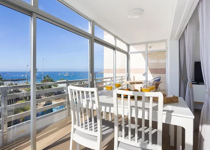 Home2book Beachfront Design&views Cristianos 公寓 洛斯克里斯蒂亚诺斯